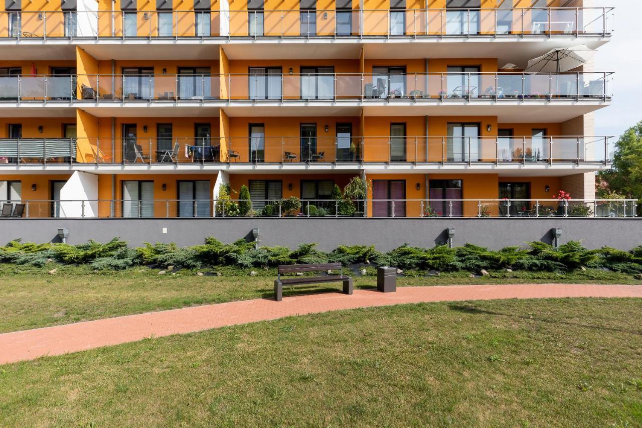 Jantar Apartament Pogodne Kolobrzeg Bagian luar foto