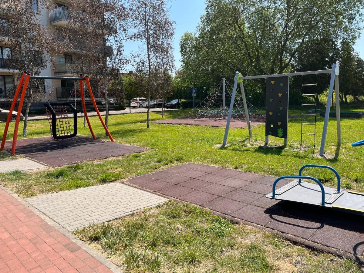 Jantar Apartament Pogodne Kolobrzeg Bagian luar foto
